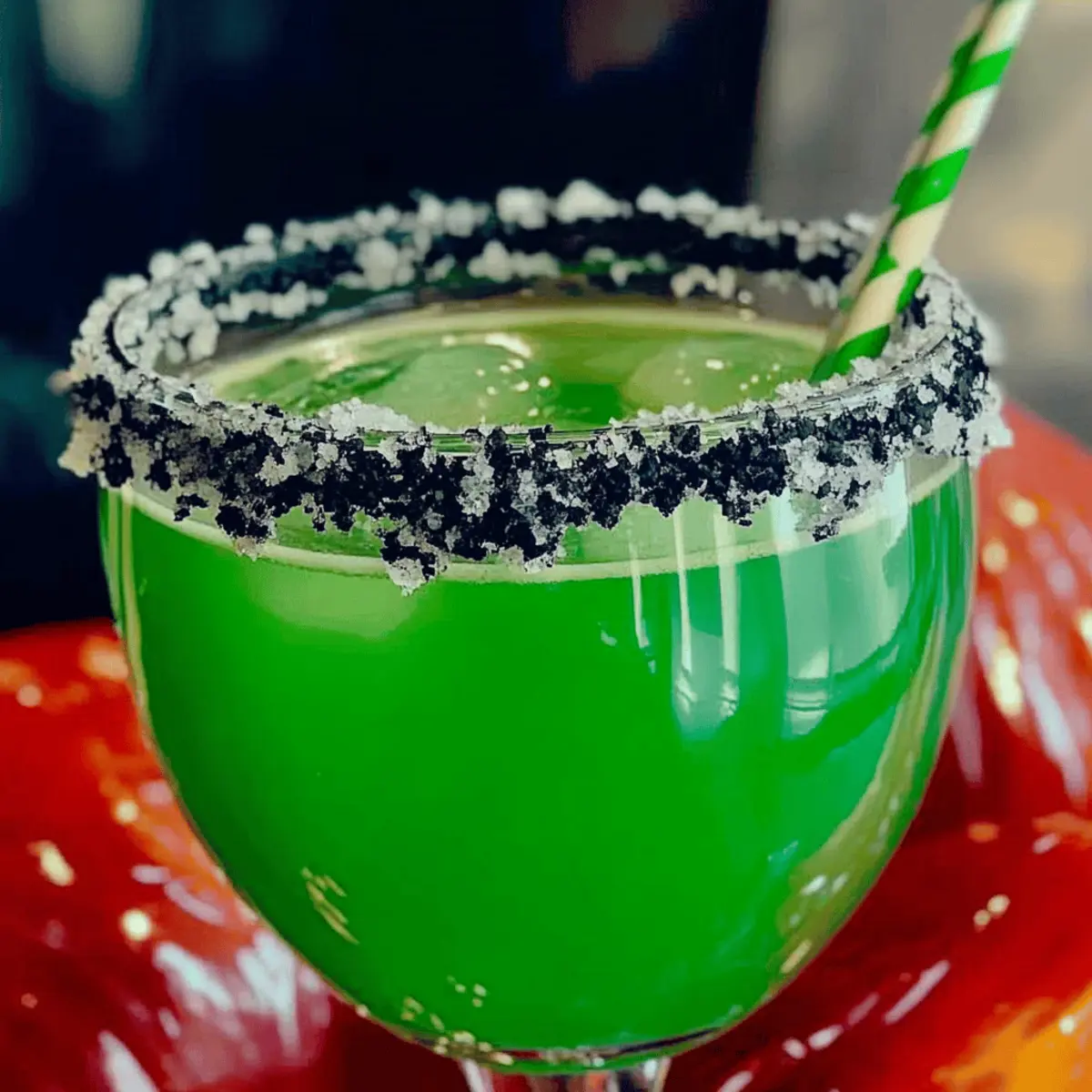 Spook Up Your Halloween with a Green Halloween Margarita 1 Green Halloween Margarita cygnn6