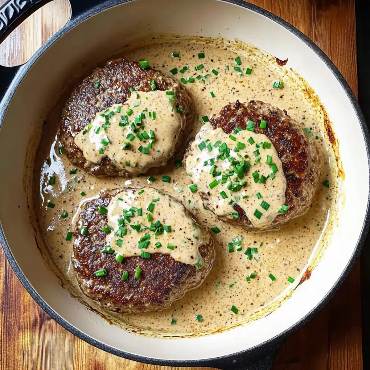 Creamy Whiskey Hamburger Steaks for a Comforting Dinner Delight 2 9b4e411e 5647 4de6 bc3a fdb6b40937adbl gnmwtl